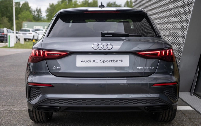 Audi A3 cena 148773 przebieg: 5, rok produkcji 2024 z Śrem małe 379
